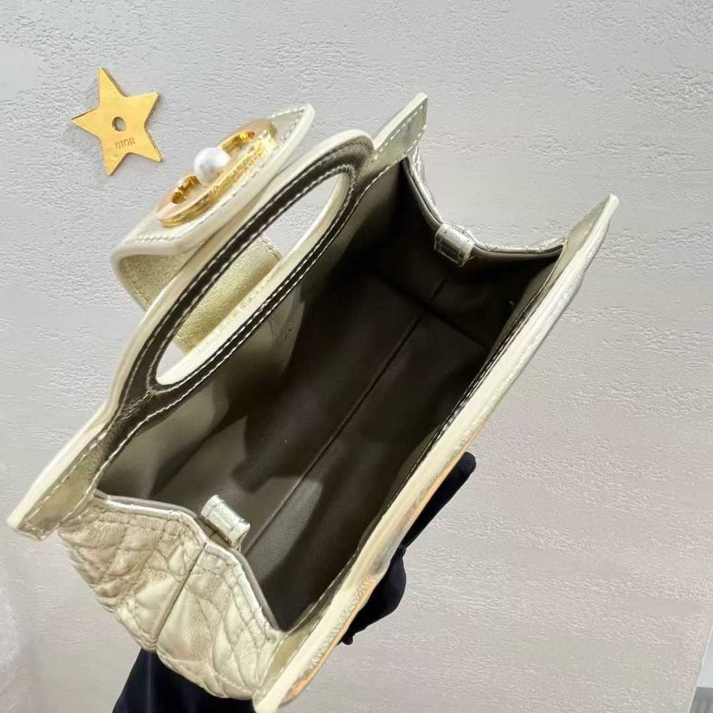 Annab   🍓 2026-01-01 13.32.47