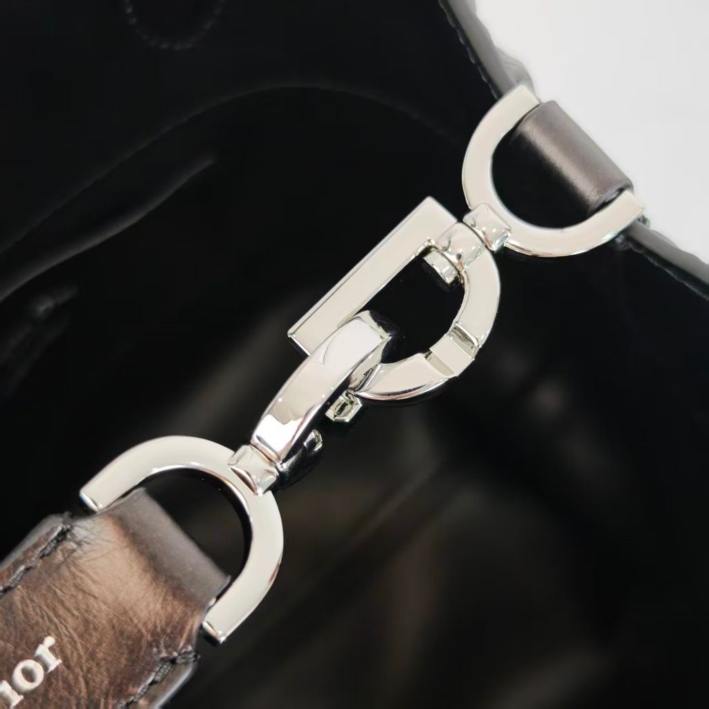 297541769399742_.pic