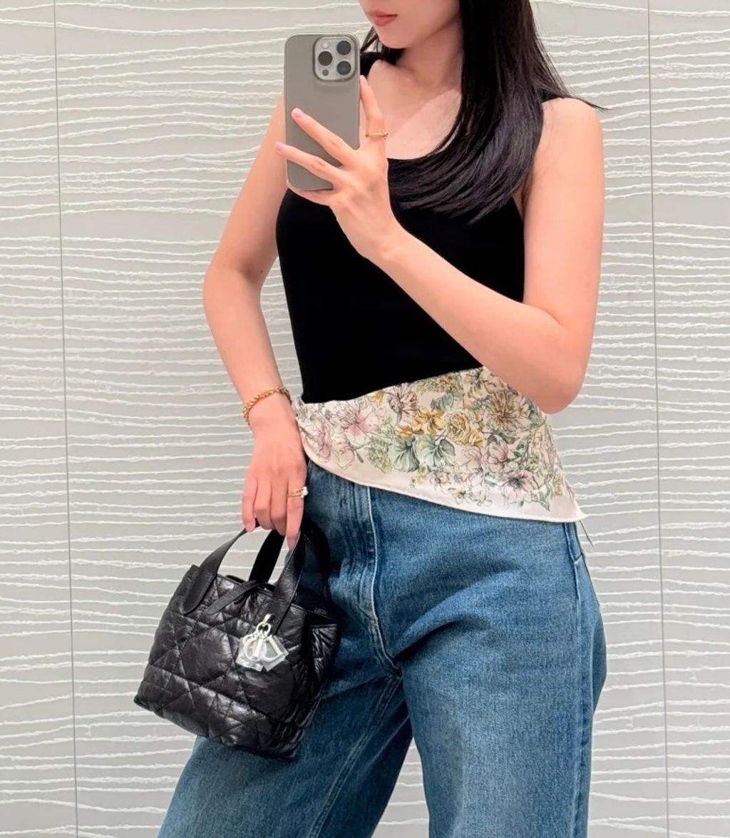 DIOR TOUJOURS 油臘皮直式托特包 黑色3