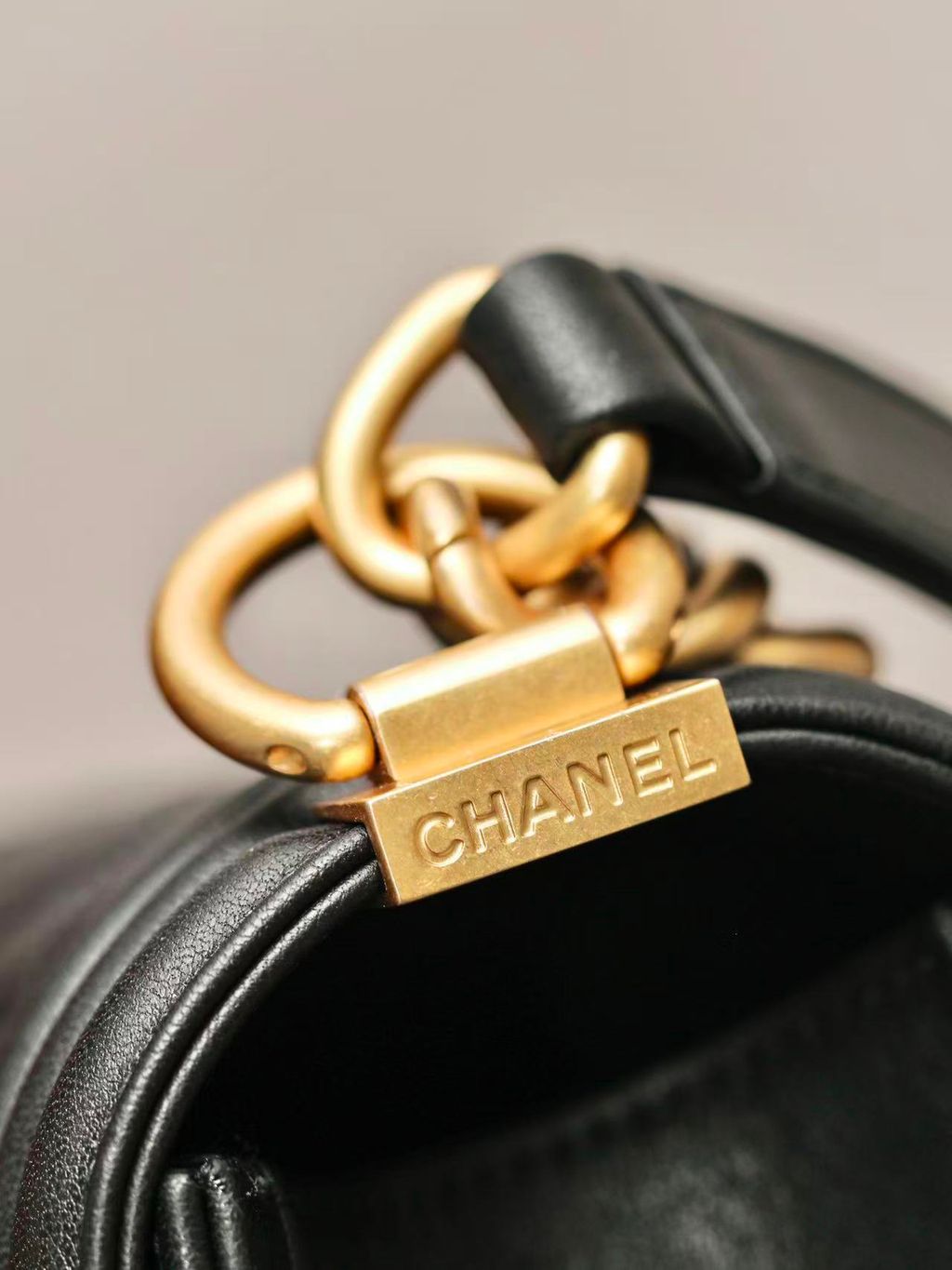 CHANEL LE BOY 經典牛皮口蓋包14