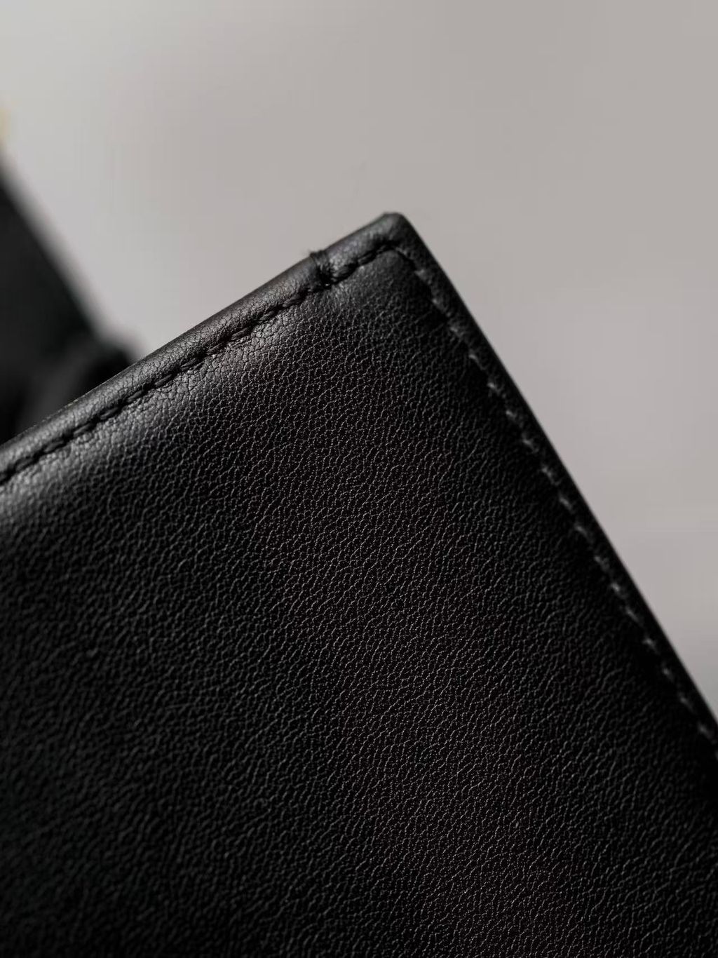 CHANEL LE BOY 經典牛皮口蓋包9