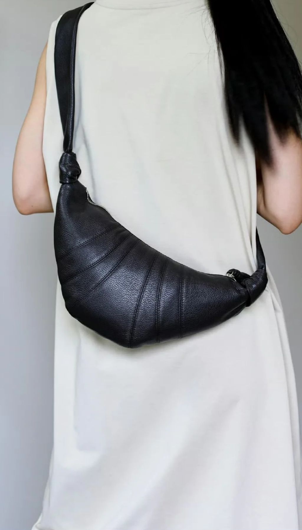 LEMAIRE 牛皮 牛角包 深巧克力色2