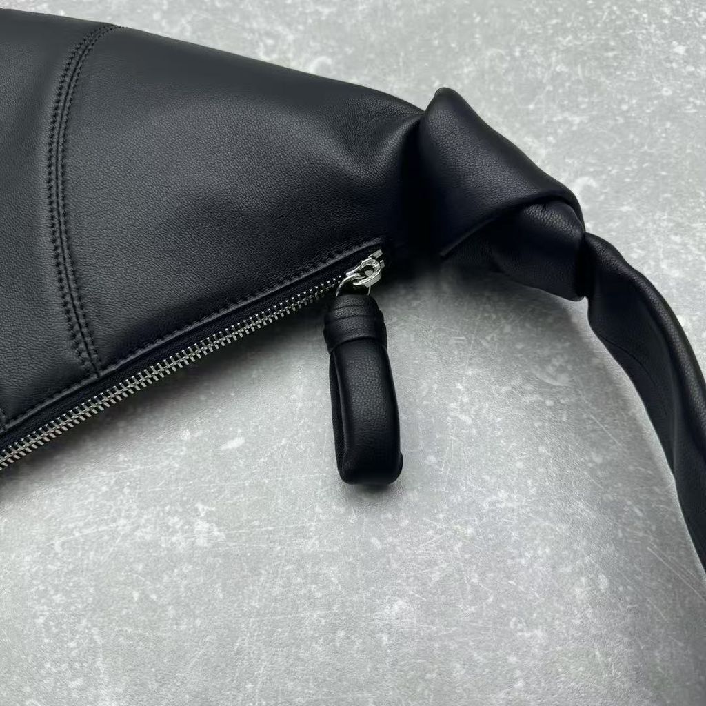 296991769141985_.pic