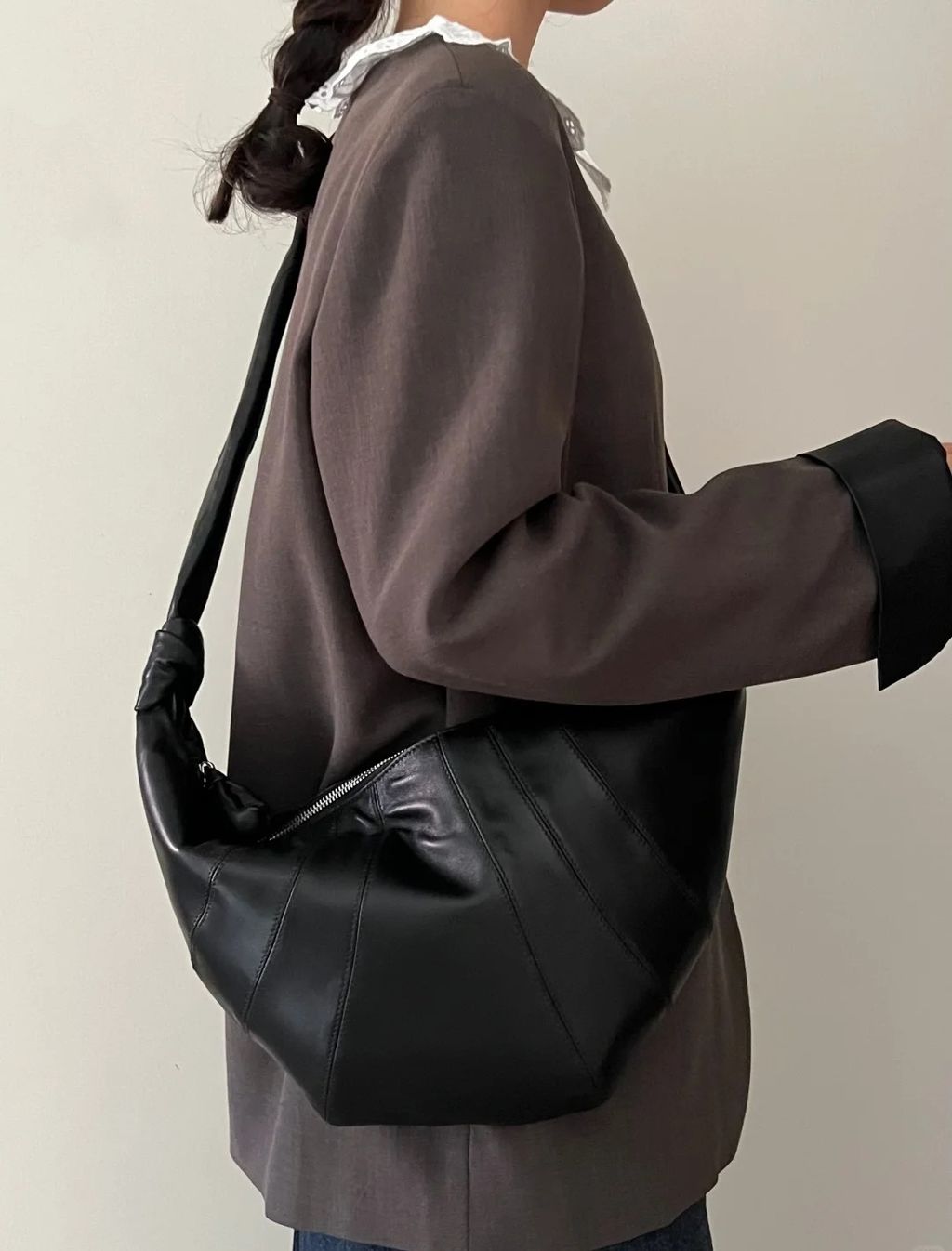 LEMAIRE CROISSANT 牛角包 羊皮黑色2