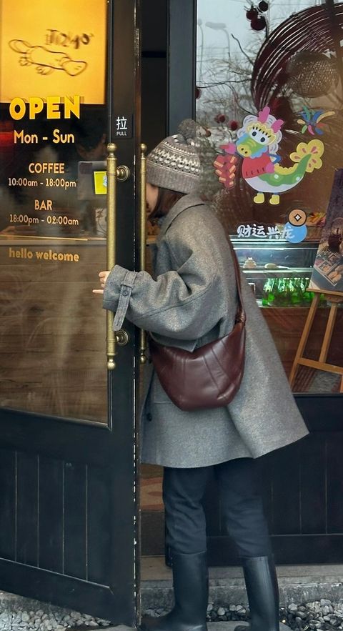 LEMAIRE CROISSANT 牛角包 牛皮胡桃棕色 中號