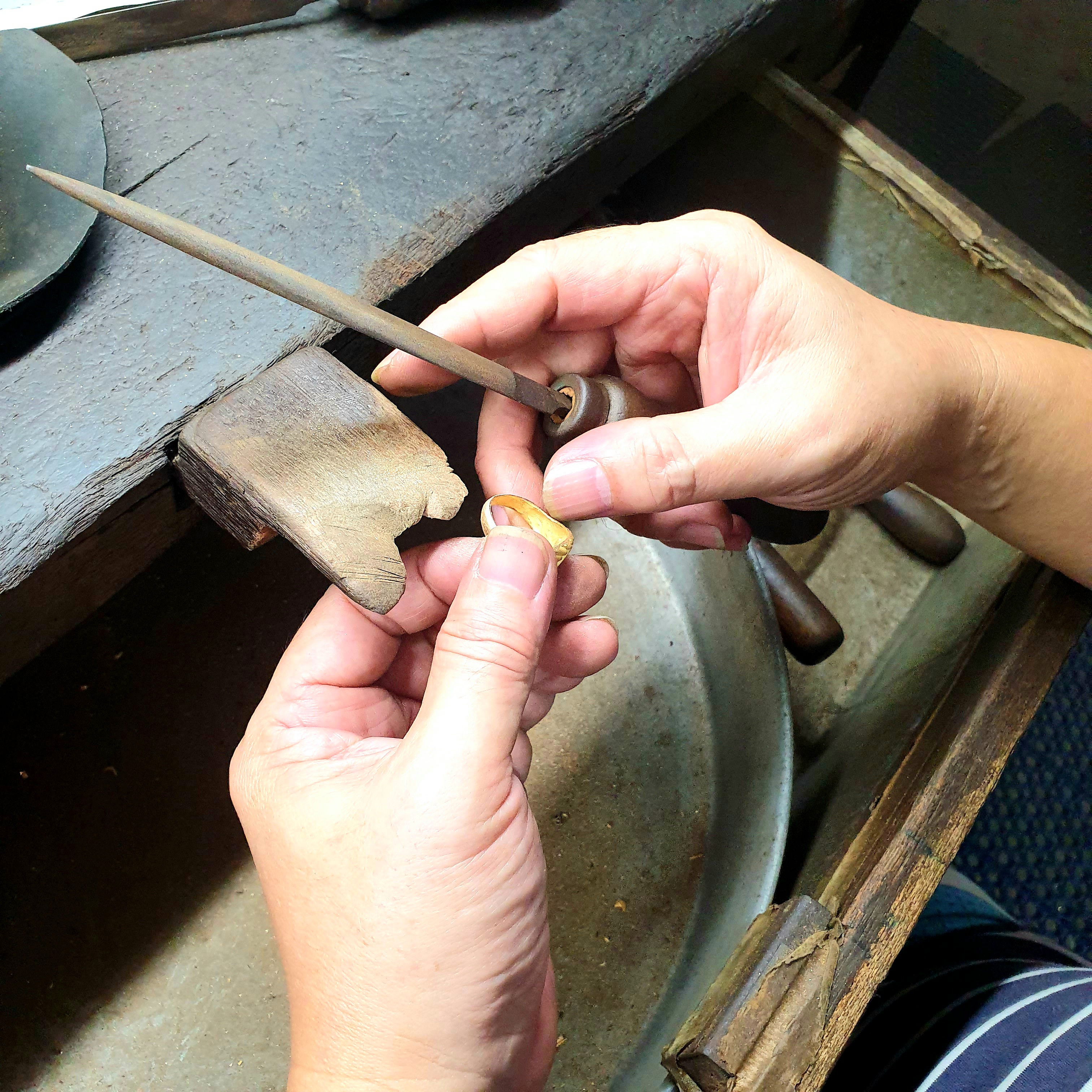 FROM RAW METAL TO MASTERPIECE | YF Jewellery