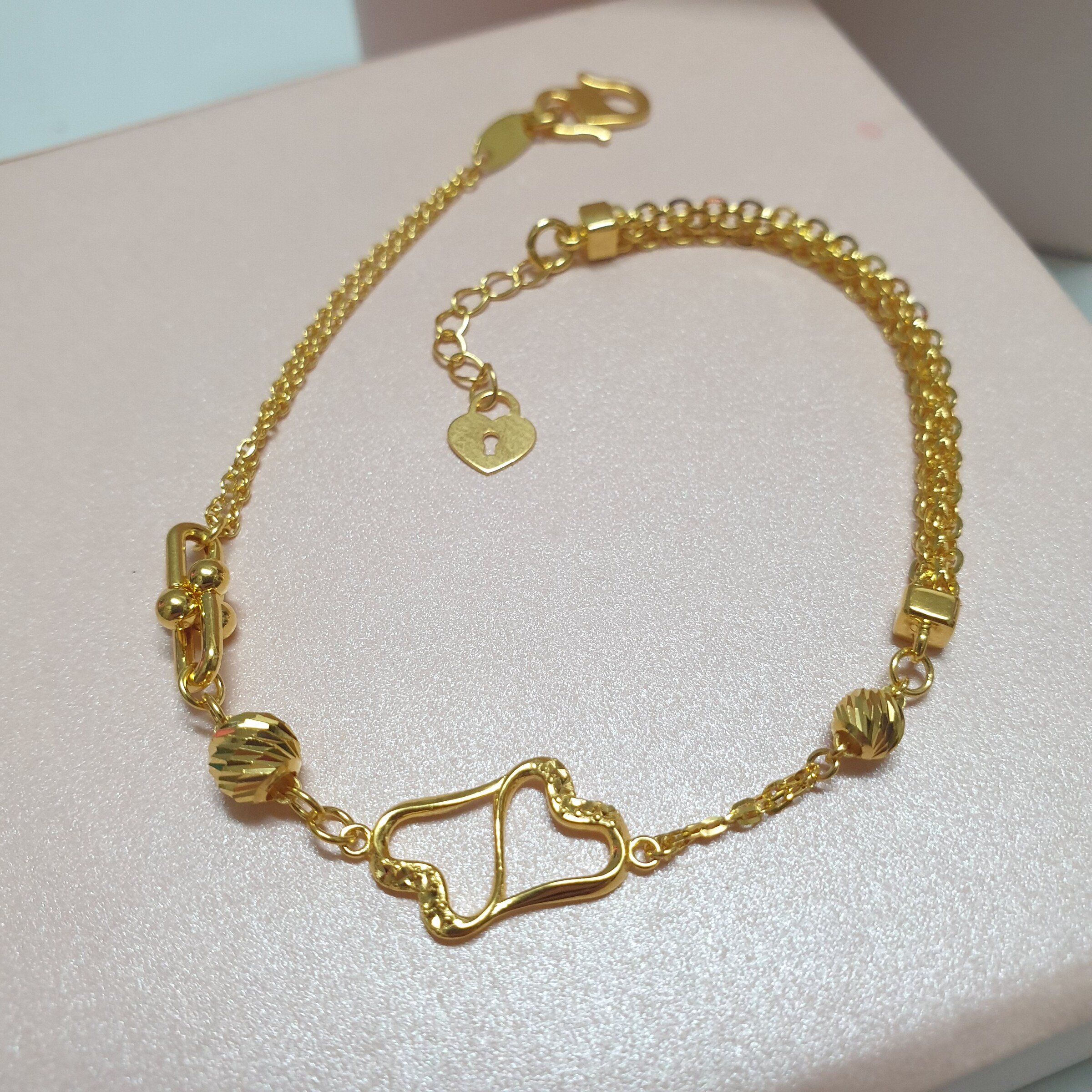 Heart to Heart Bracelet