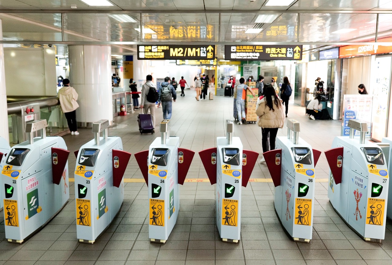 大74f3a38e-99cf-4fb0-bd67-123620fc8244