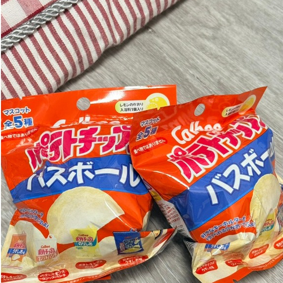 tw-11134207-820l6-mogffym5xlhp00