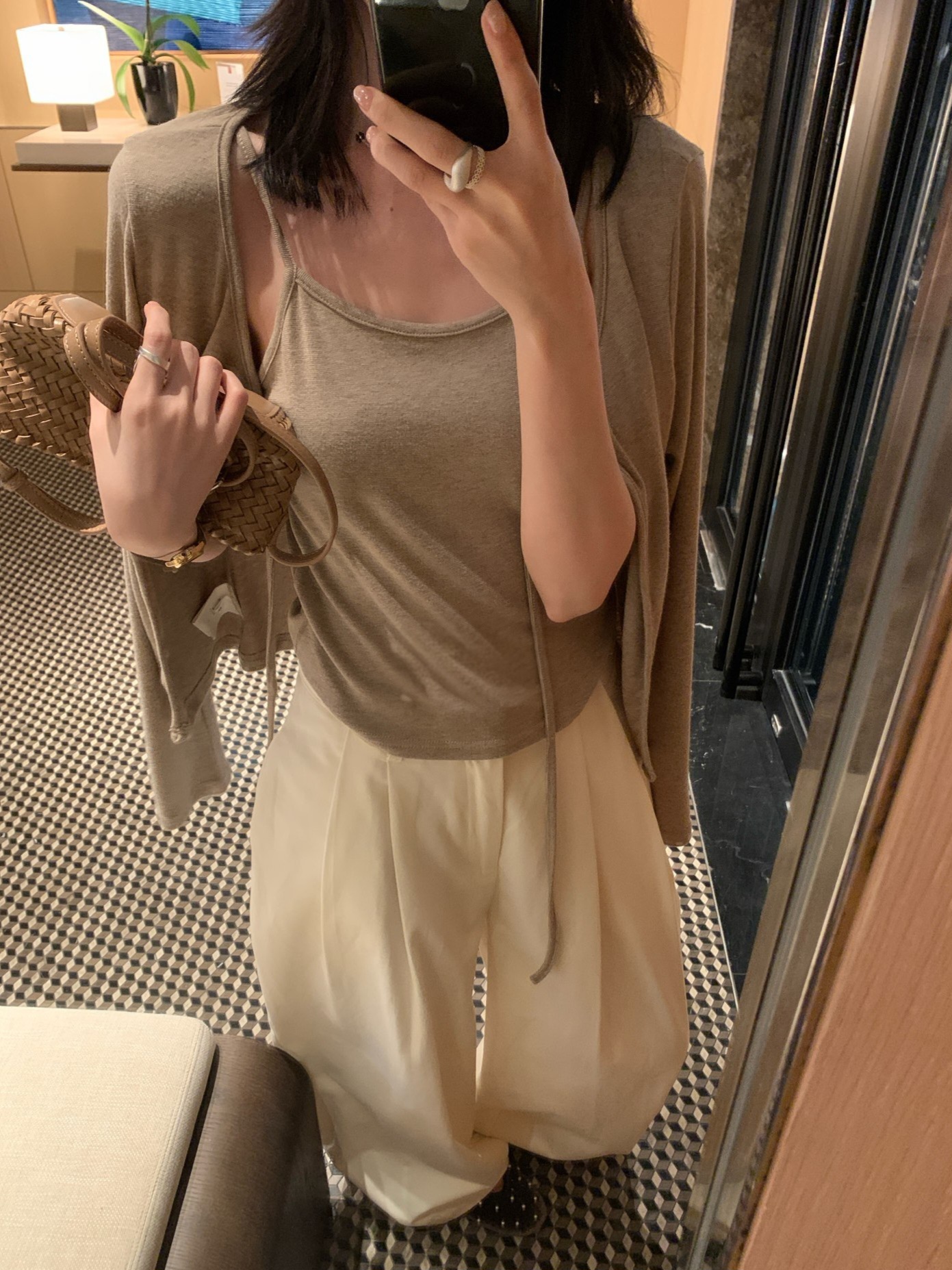101001 (11)