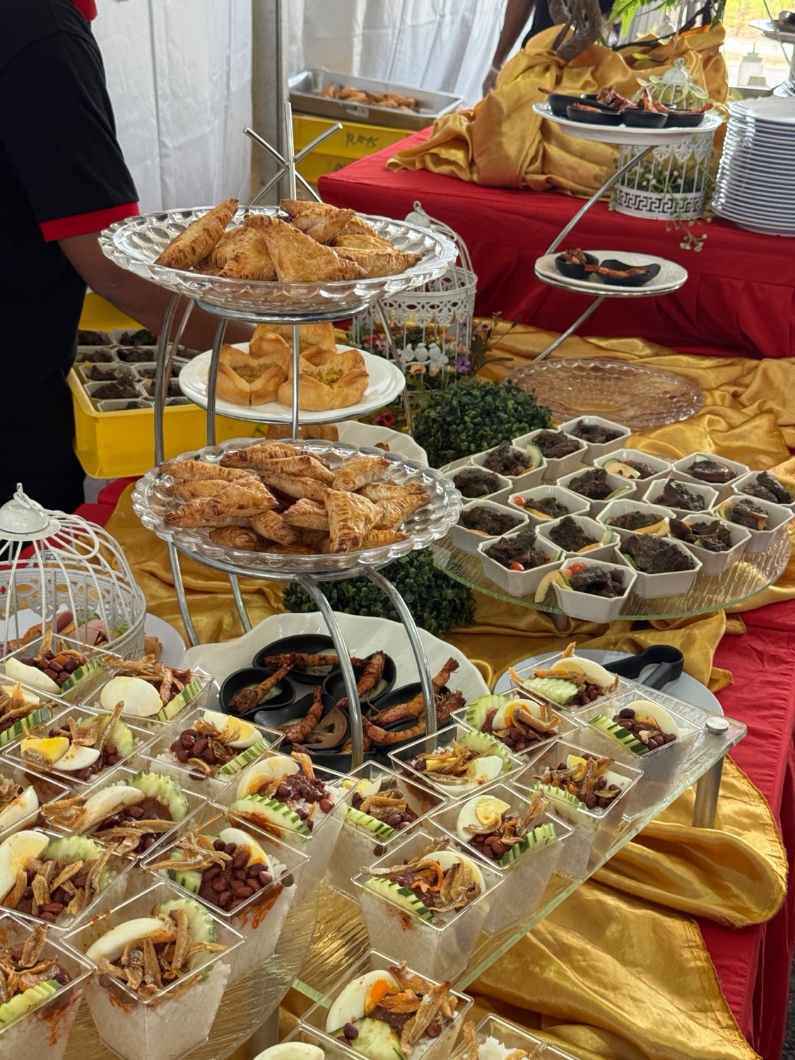 Selected Lux Catering canapés