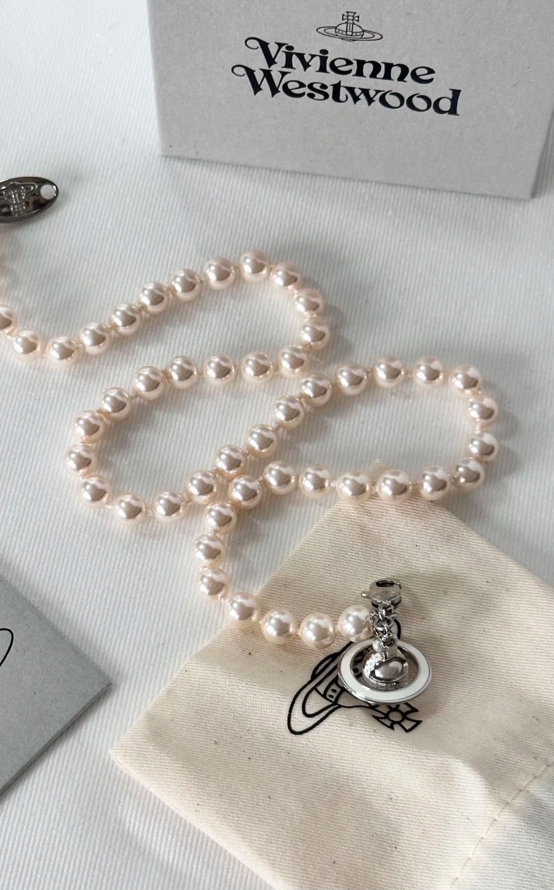 VIVIENNE西太后立体土星orb珍珠项链_3_美丽废物LeBi_来自小红书网页版