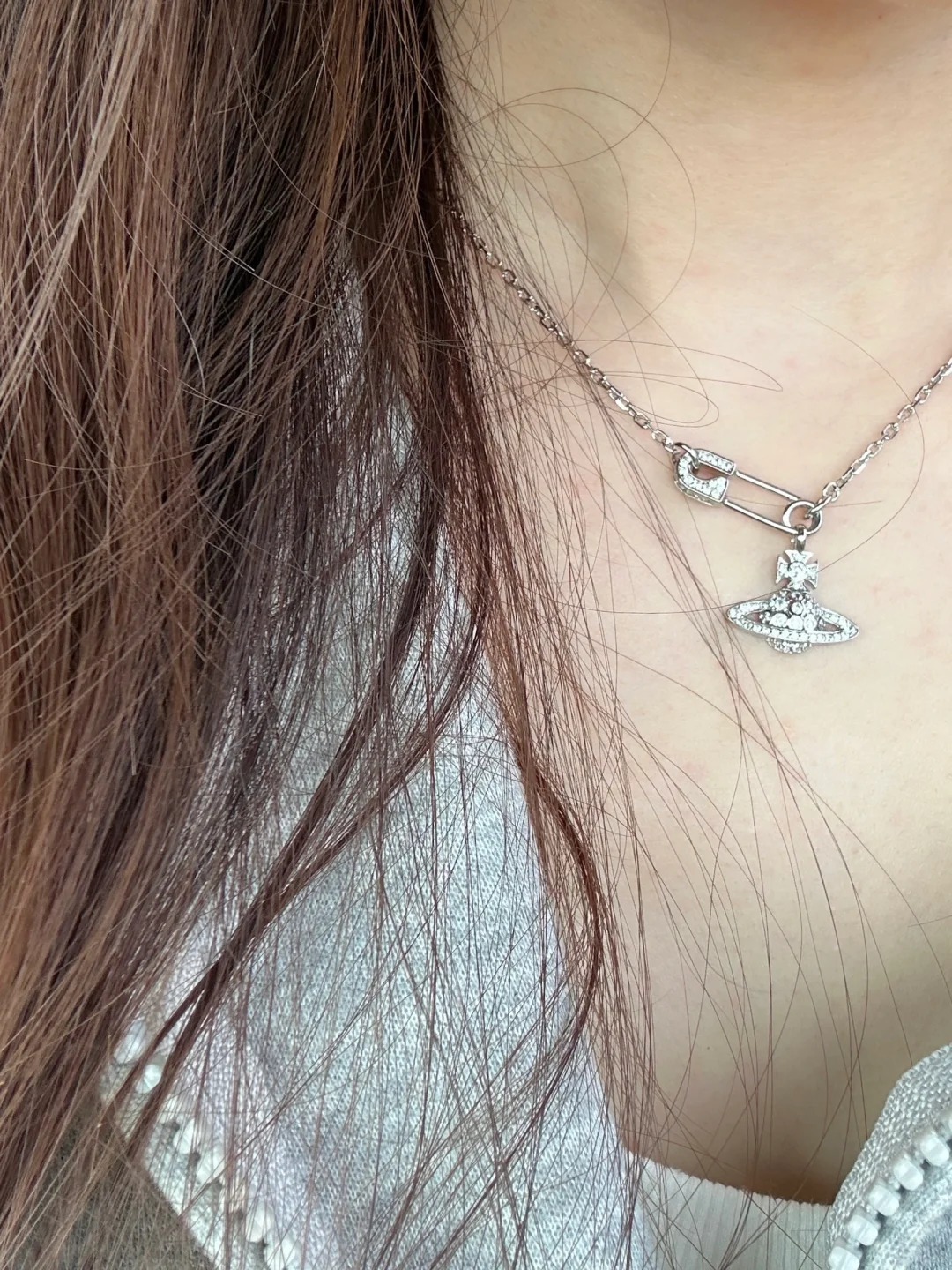 好闪！西太后别针土星项链🪐_1_不是李雨笑_来自小红书网页版