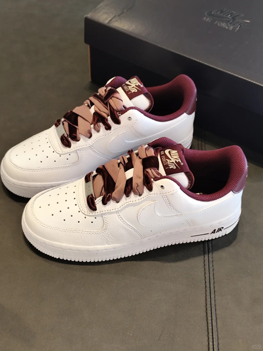 救命，这双AF1的丝绒鞋带也太会了吧！_2_昆明万象城Nike🐘（搬砖中）_来自小红书网页版