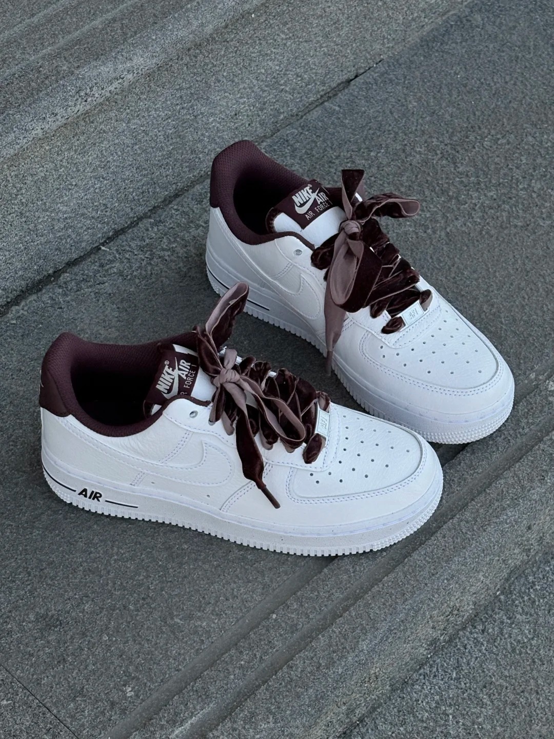 Nike Air Force 1 ｜我的小白鞋也入冬了_1_NIKE颜颜酱_来自小红书网页版