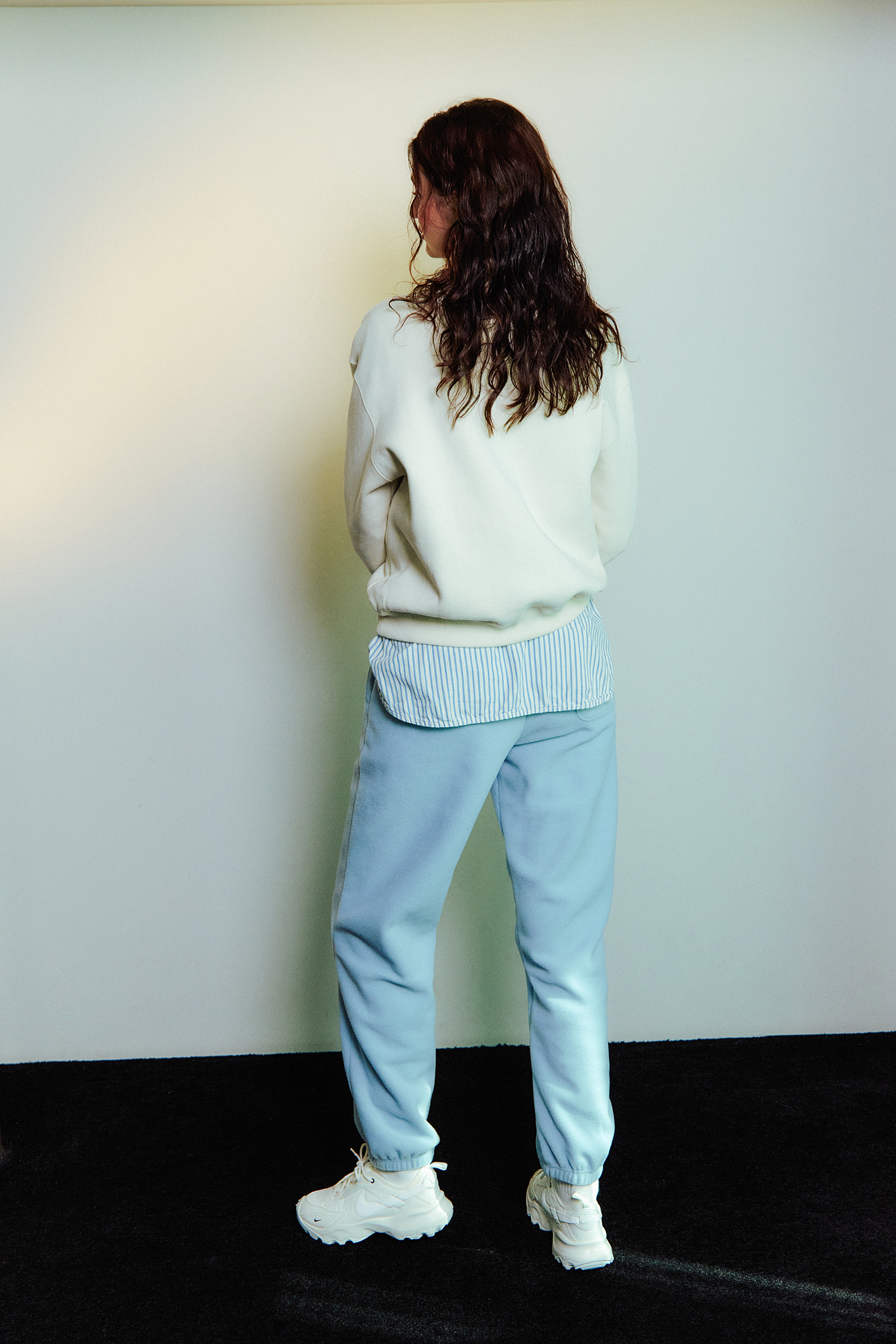 ​sweatshirt-00001(white)3