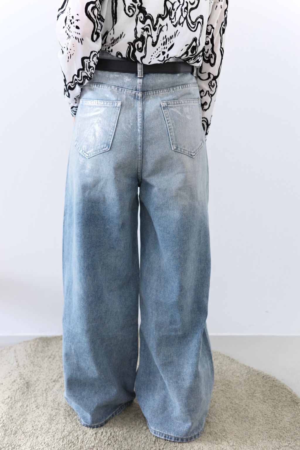 R0017963-1736929809306