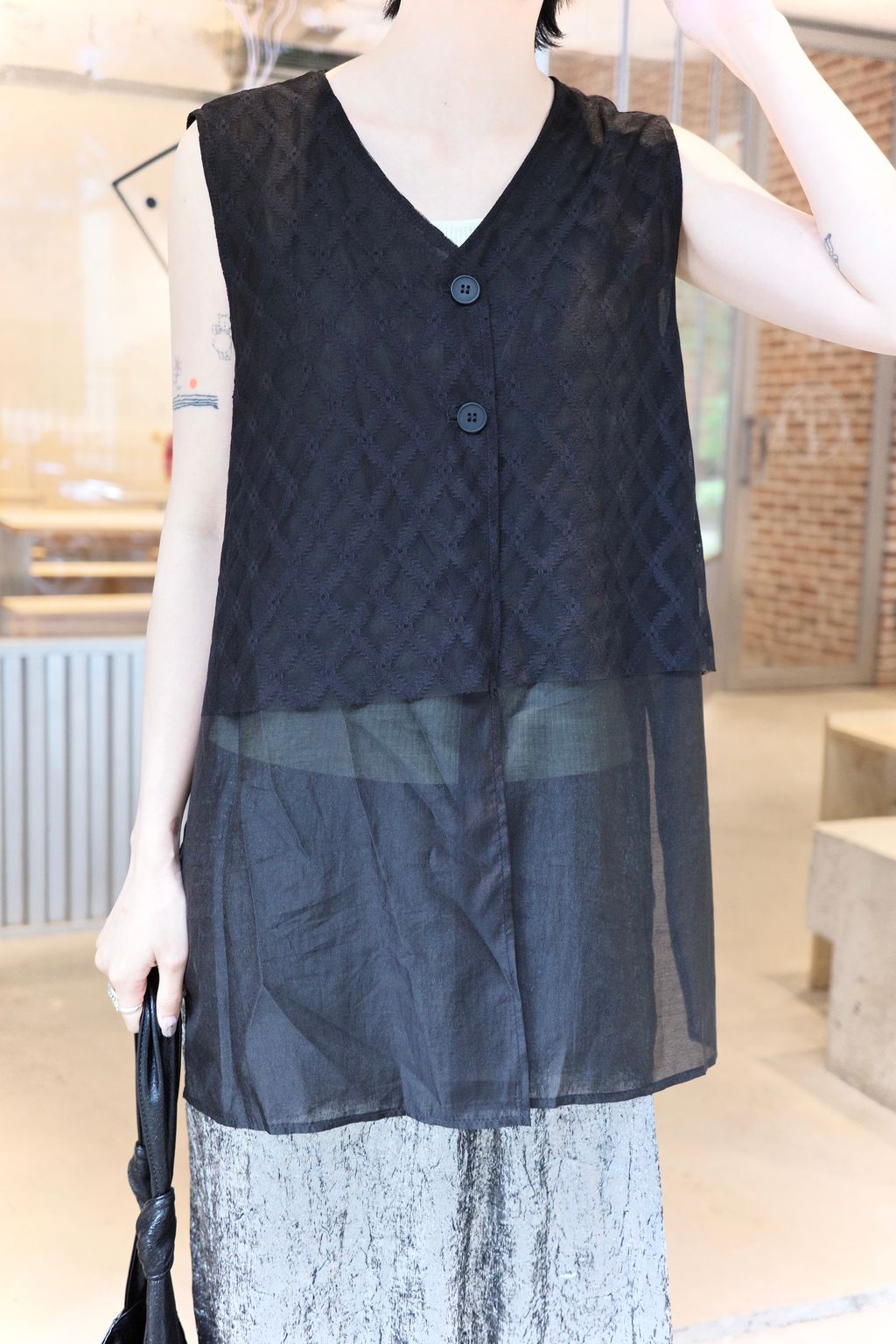 R0015412-1738384674396