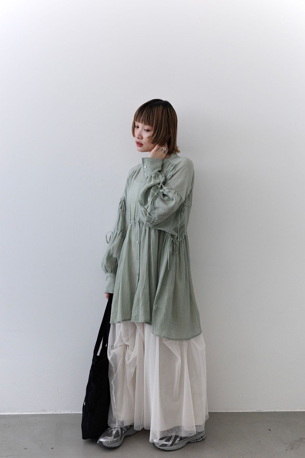 R0014689-1741178337008