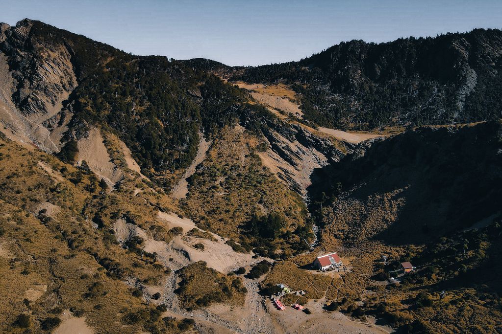 dji_fly_20231216_092738_41_1702822612852_photo