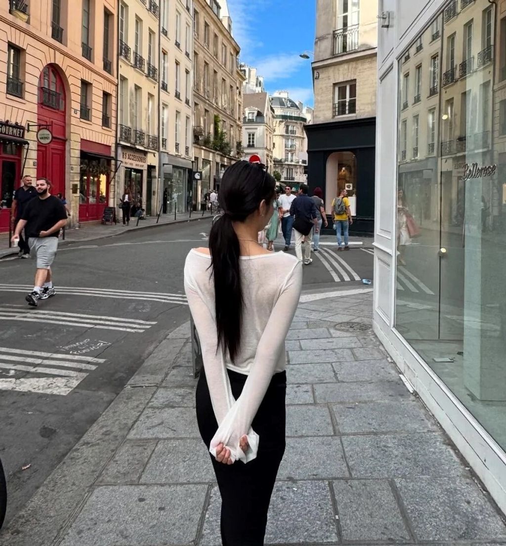 🇰🇷gila archive单品 _ jennie同款长袖😋_6_飞奔的小雨点手下_来自小红书网页版