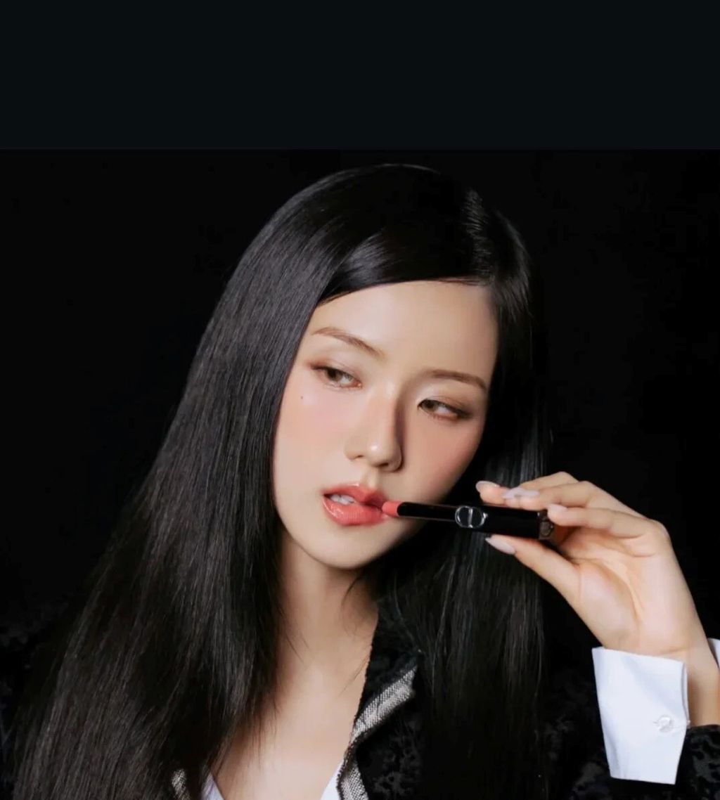 💗🖤JISOO DIOR BEAUTY_1_过无尽夏_来自小红书网页版