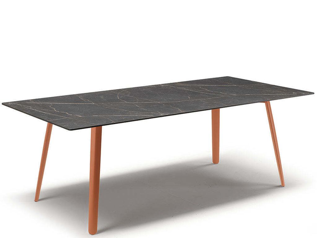 Squid-Table-10_1800x1800