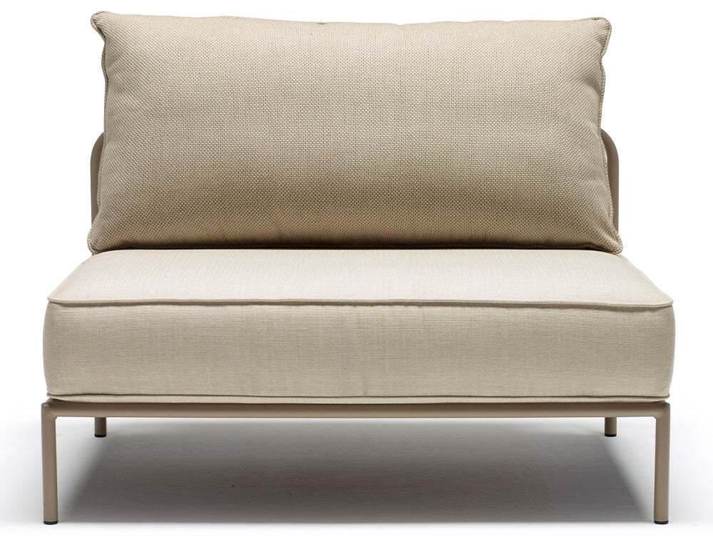 Flap-Lounge-Middle_19ba93a7-3c75-406a-8b84-30a303035c50_1800x1800