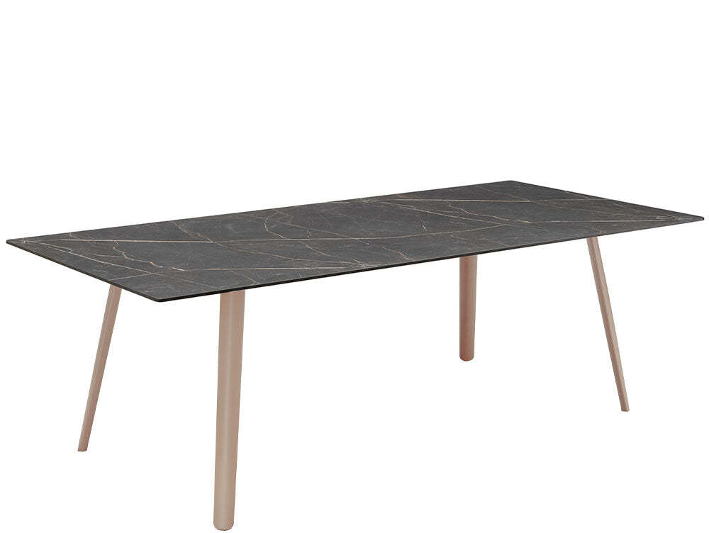 Squid-Table_c0b64e60-bed3-4f99-8bf7-b8493425c932_1800x1800