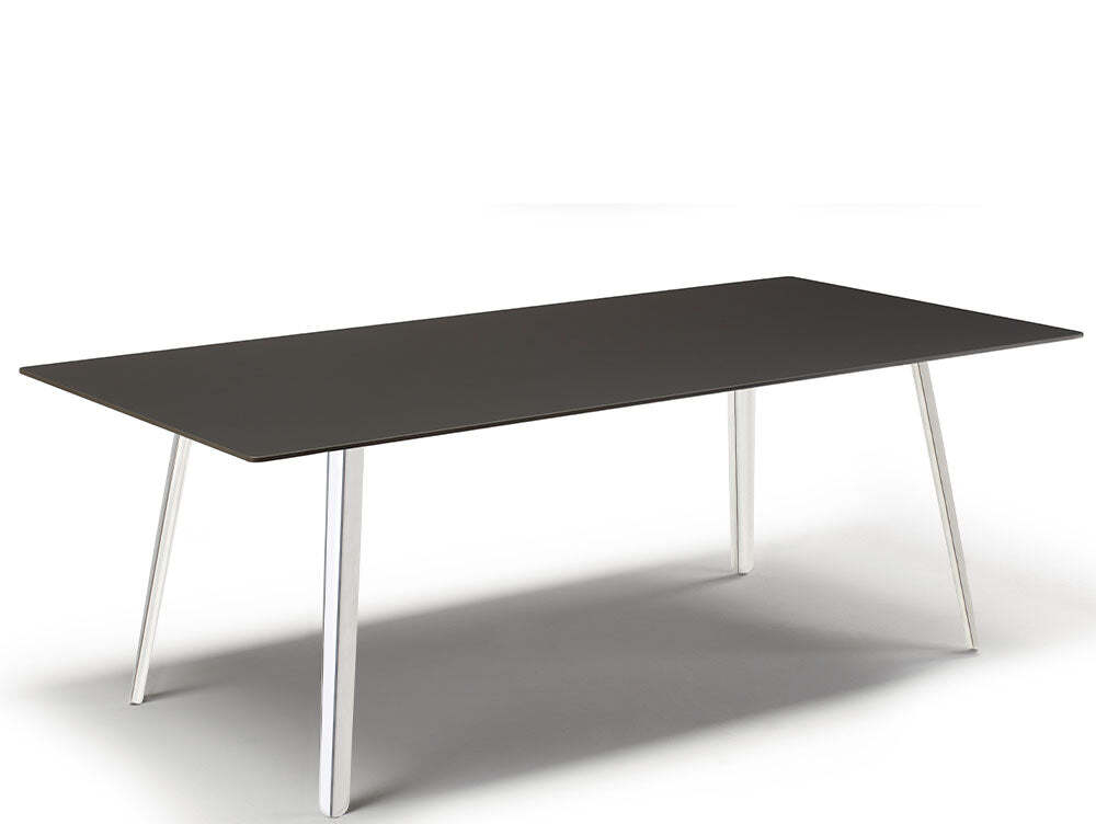 Squid-Table-8_1800x1800
