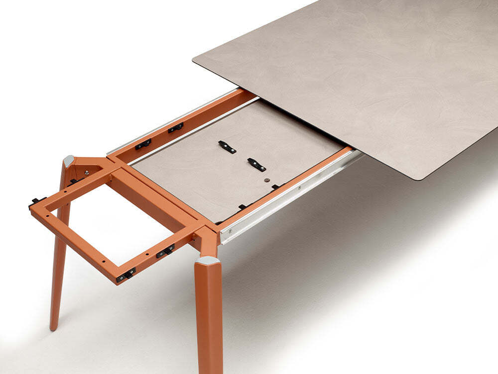 Squid-Extendable-Table-8_1800x1800