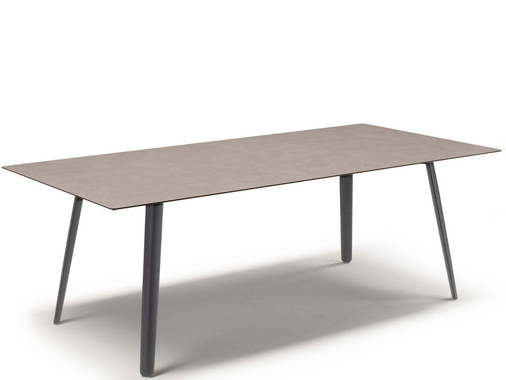 Squid-Extendable-Table-4_da345104-cec0-43e0-8754-54d59fdb3cf1_1800x1800