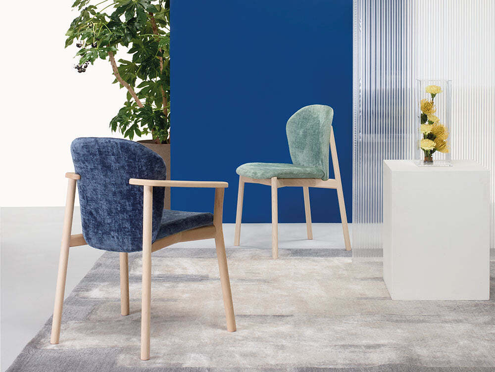 Finn-Timber-Chair-8_1800x1800