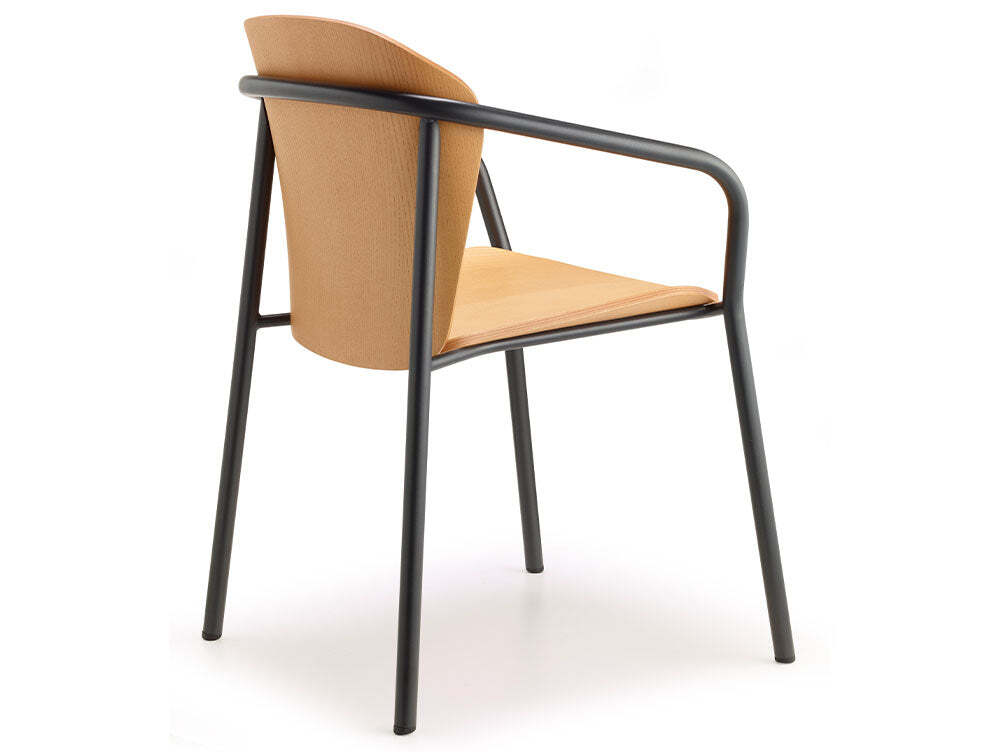 Finn-Armchair-2_1800x1800