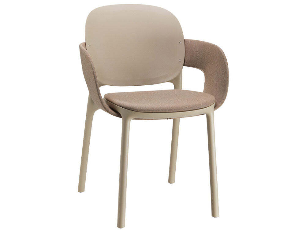 Hug-Chair-3_4bd82113-27ed-4f30-b321-85702dda3fa4_1800x1800