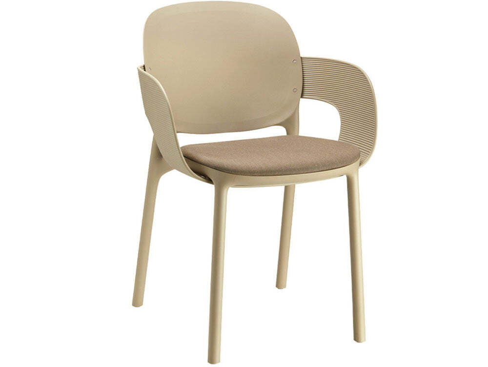 Hug-Chair-2_1800x1800