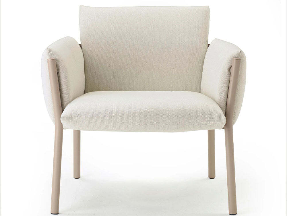 Brezza-Lounge-Chair-2_1800x1800