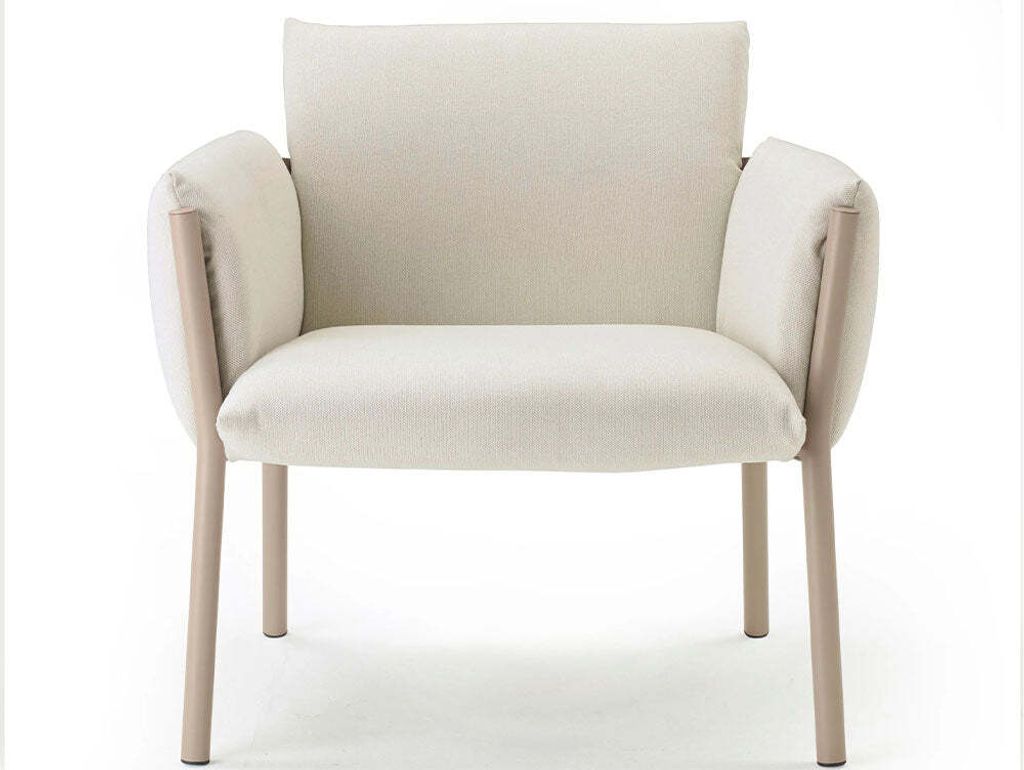 Brezza-Lounge-Chair-2_1800x1800