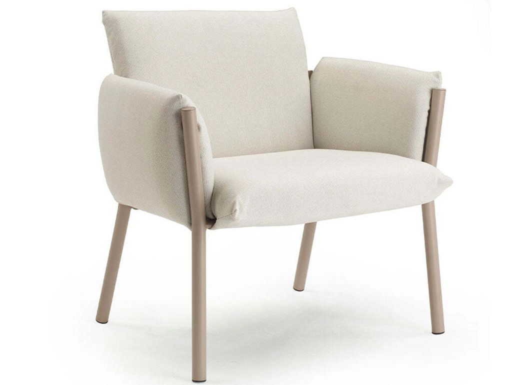 Brezza-Lounge-Chair_1800x1800