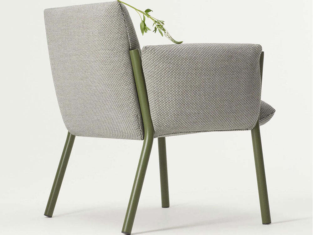 Brezza-Lounge-Chair-4_1800x1800