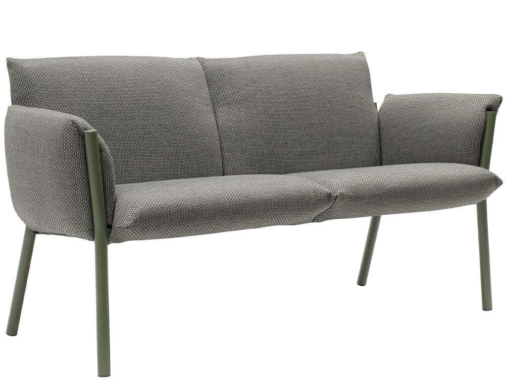 Brezza-Lounge-10_1800x1800
