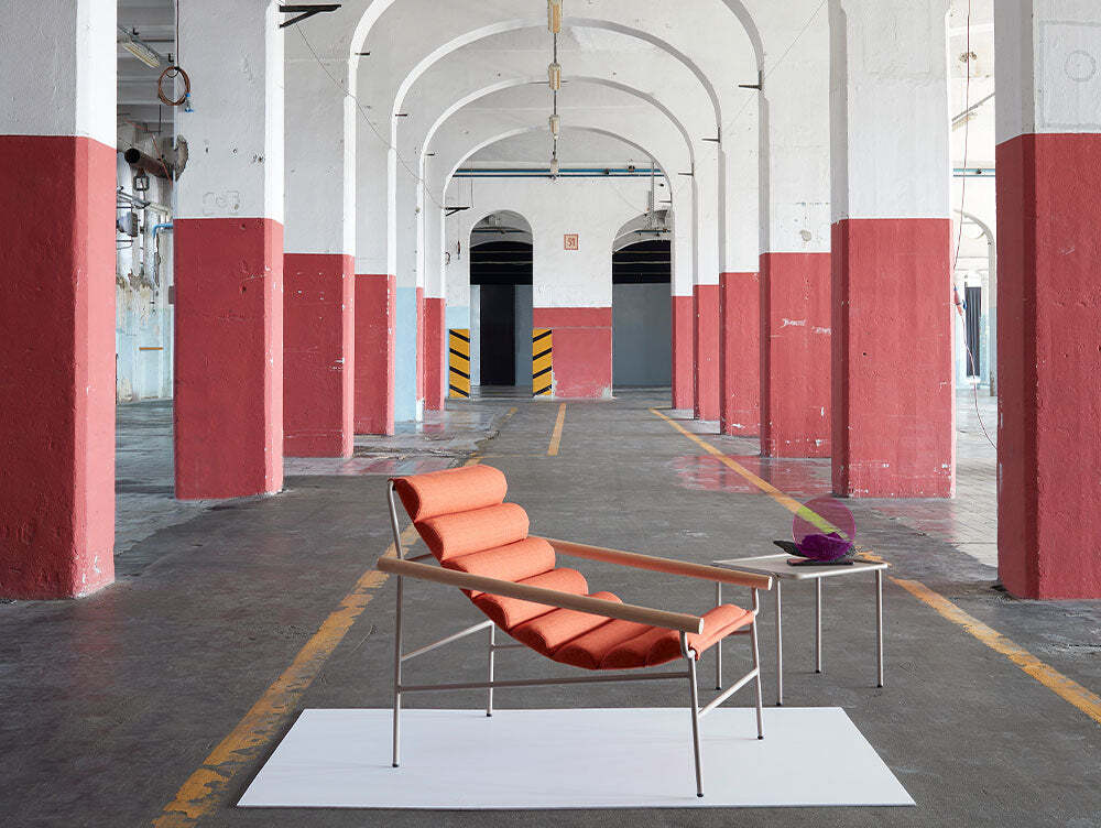 Dress-Code-Lounge-Chair-2_1800x1800