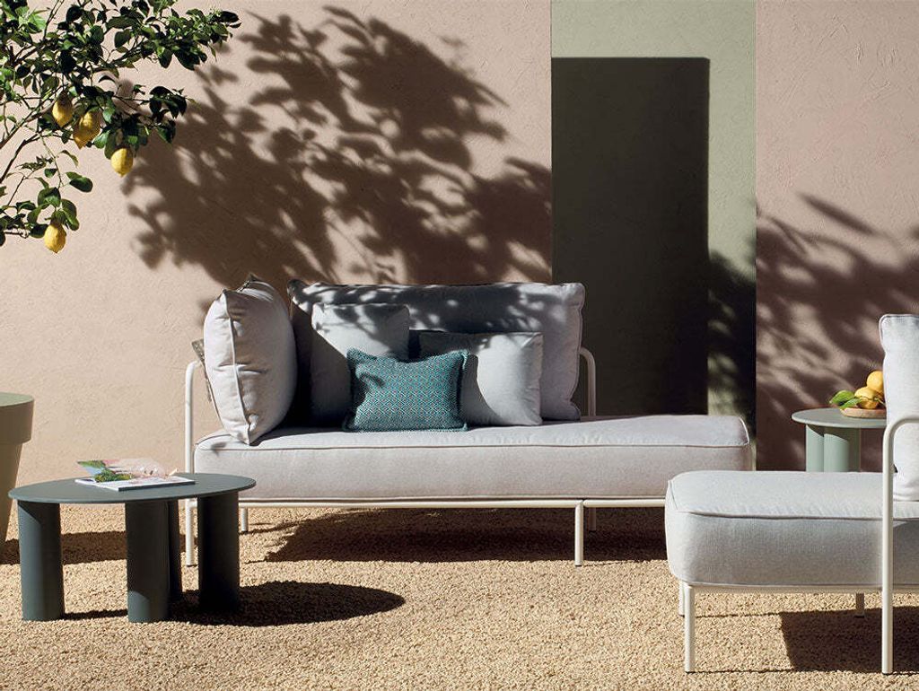 Hyppo-Round-Coffee-Table-3_1800x1800