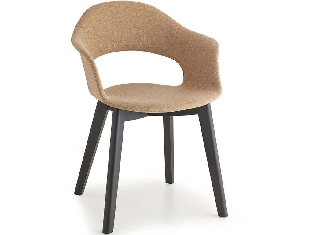 Lady-B-Uph-Armchair-7_1461a2c3-f52f-4af7-8e03-441367763832_1800x1800