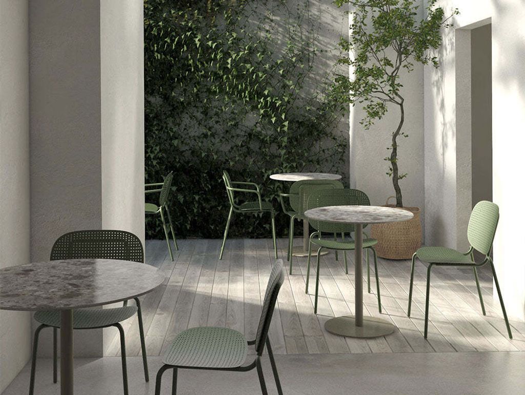 Sisi-Dot-Chairs-3_1800x1800