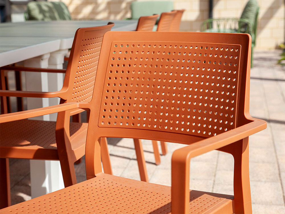 Emi-Armchair-2_c436a6c4-c9bc-4791-9ced-cf858aedbc33_1800x1800 (1)