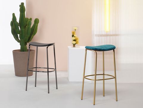 Trick-Stools_98bcf4bb-d817-4eca-83cc-4e00278afb27_1800x1800
