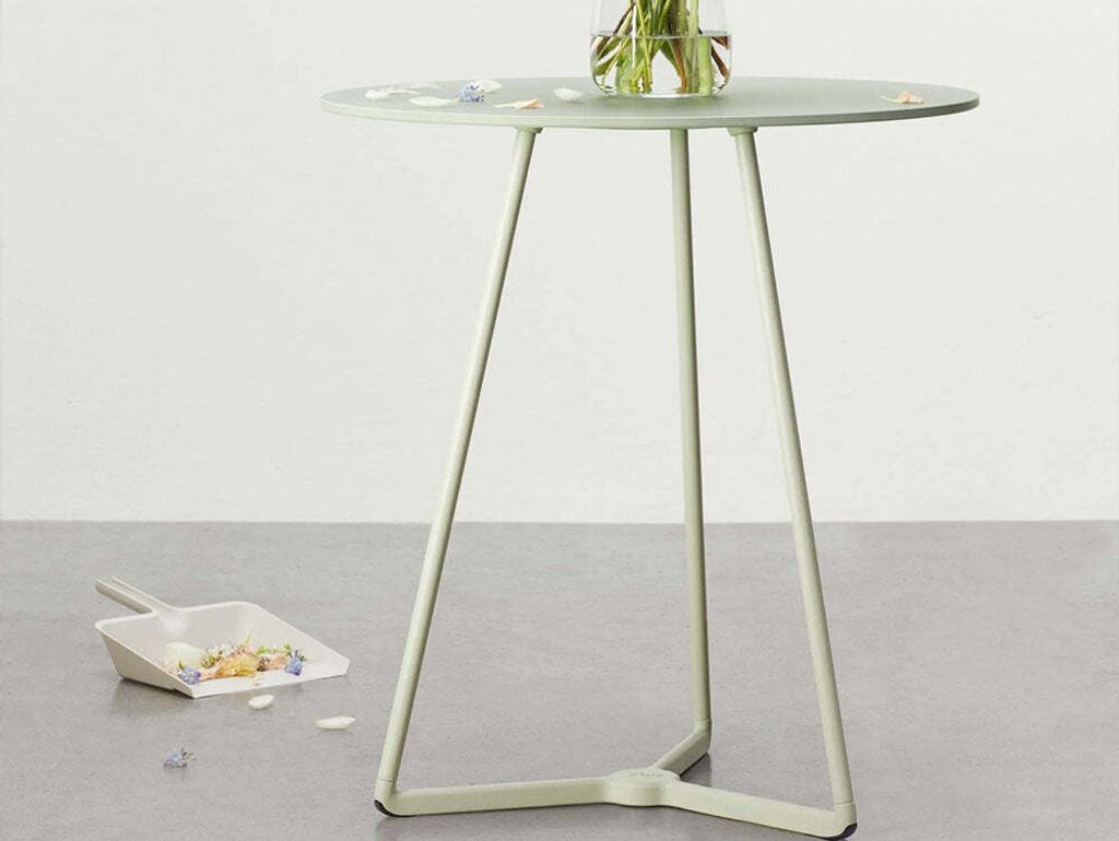 Atomo-Table-3_1800x1800
