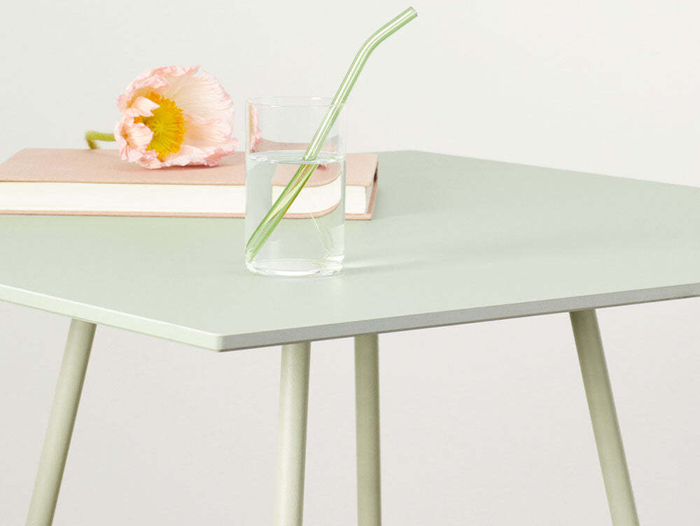 Atomo-Table-6_1800x1800