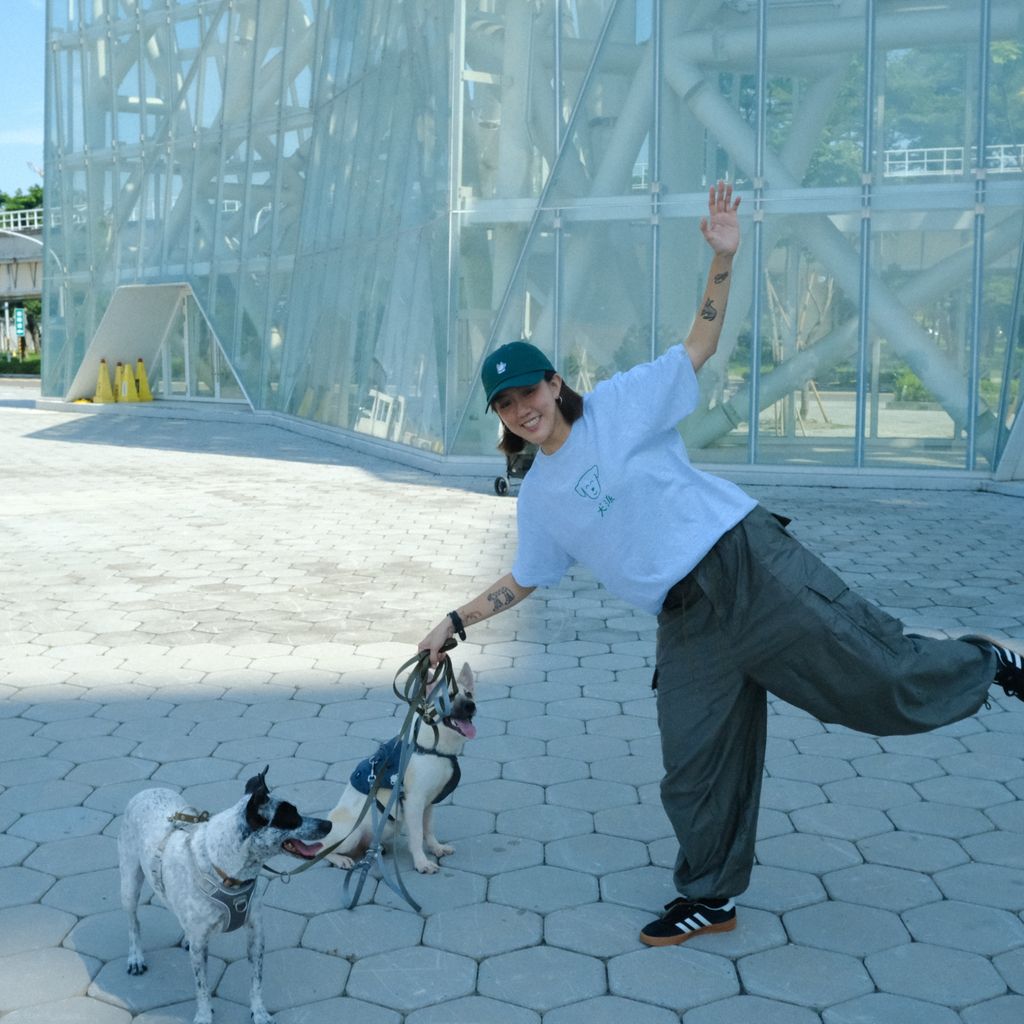 60B22AEC-2C61-41D5-B1EE-14511A60A47F